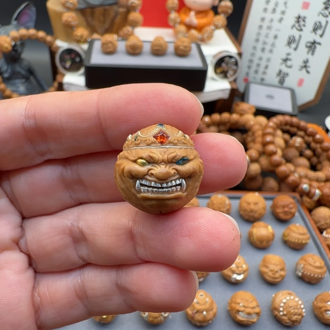 猴头核桃吊坠僧皇