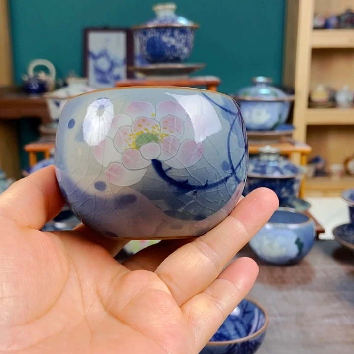 瓷片手工制作工艺精湛等