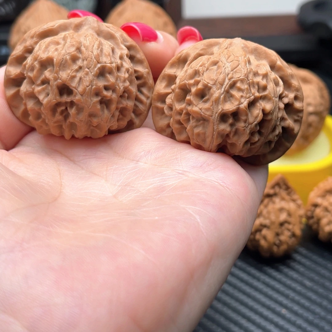 文玩核桃吊坠43宫灯