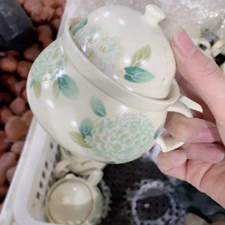 茶具微瑕，介意勿拍