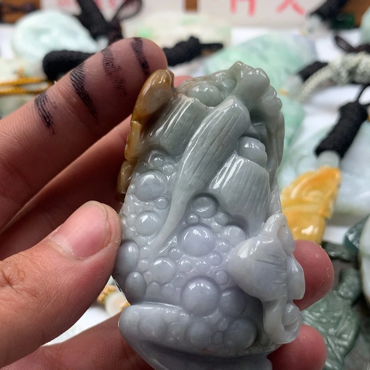 颈饰未镶嵌翡翠保真天然a货翡翠