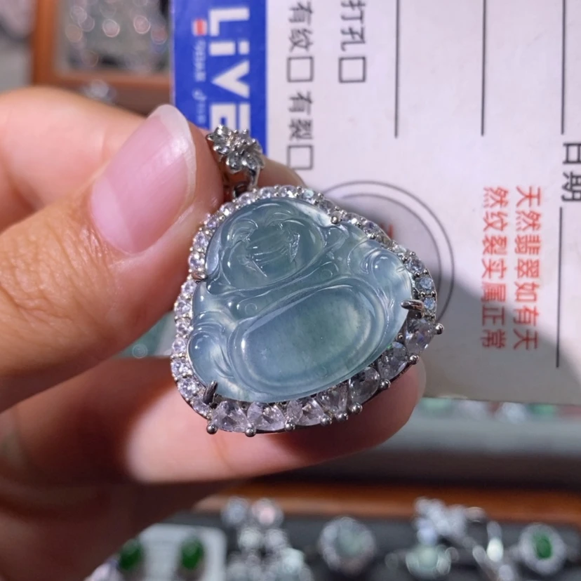 【闪购商品】翡翠未镶嵌颈饰