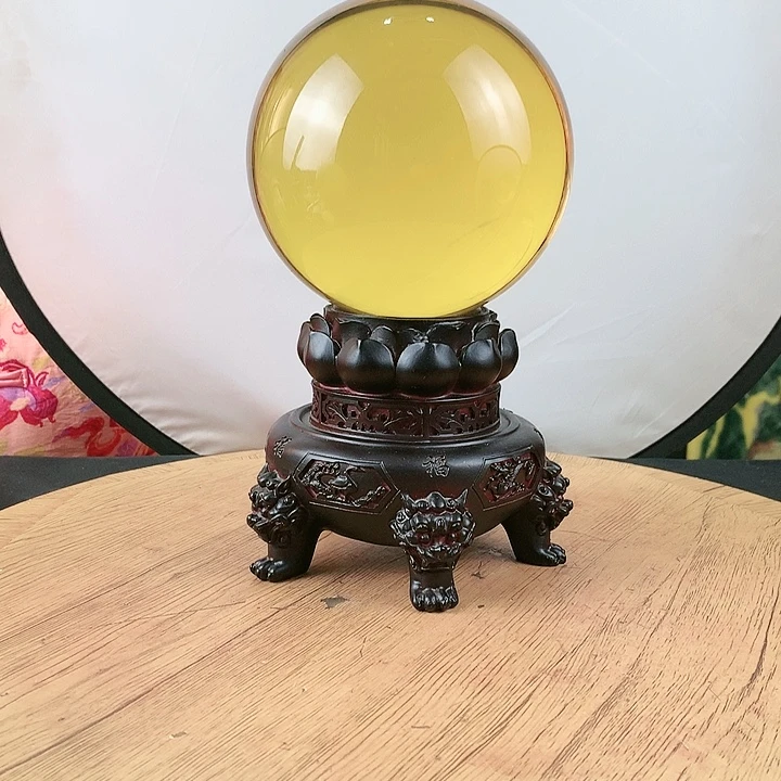 合金黄水晶球直径15带高档底座