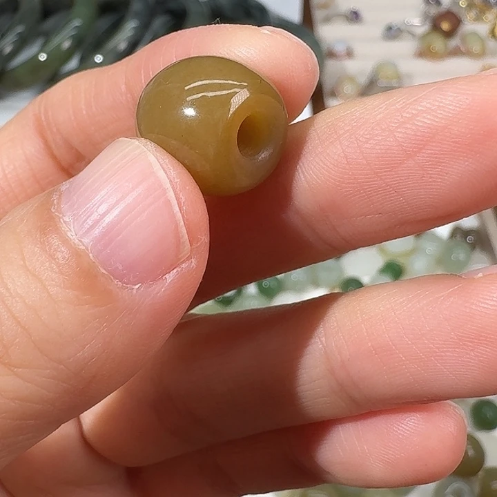 菜***3和田玉（糖玉）未镶嵌颈饰12.513.8