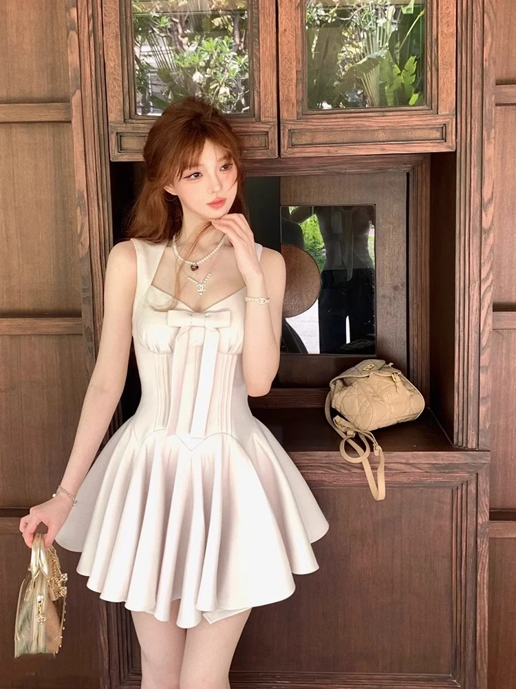 复古辣妹公主裙2025夏季新款法式蝴蝶结千金感收腰显瘦连衣裙短裙