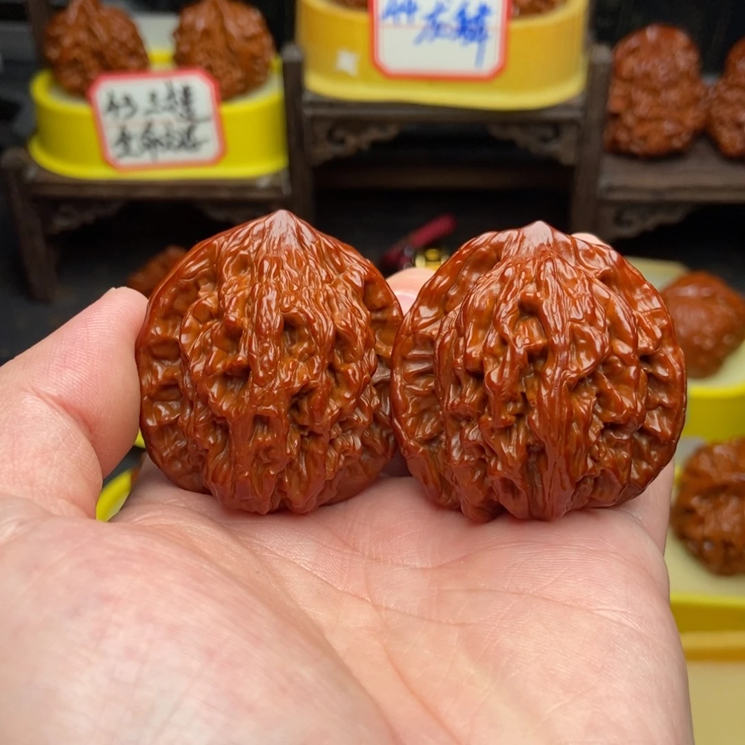 文玩核桃吊坠44虎