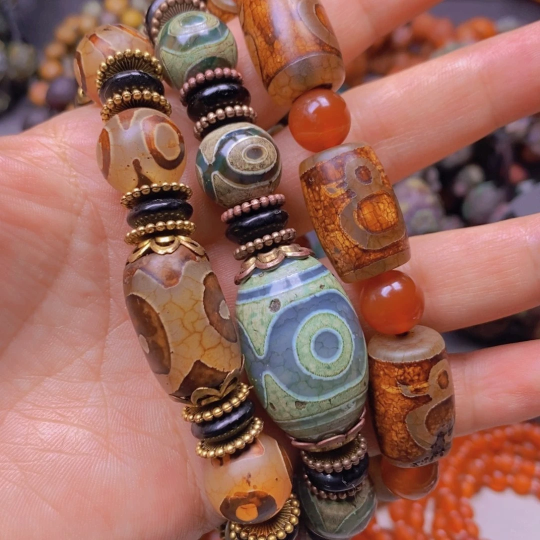 合金颈饰玛瑙/玉髓