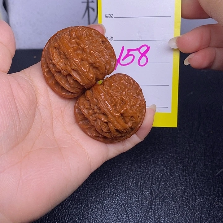 文玩核桃把件158/41.5白狮子