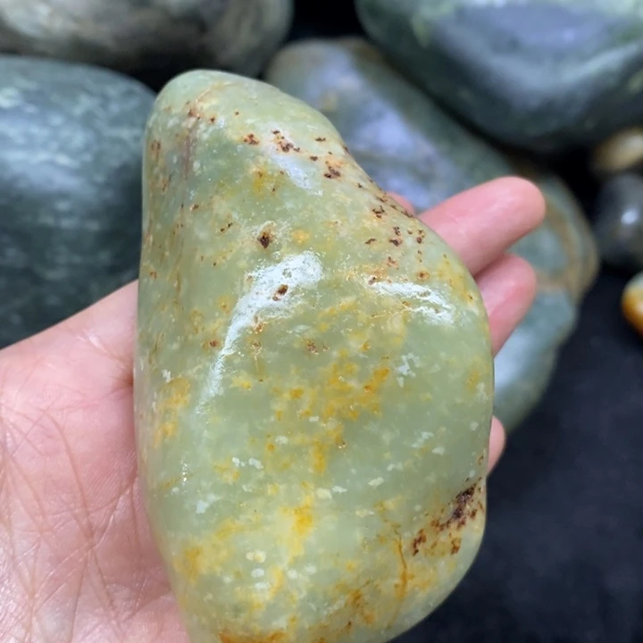 未镶嵌和田玉（糖玉）挂件
