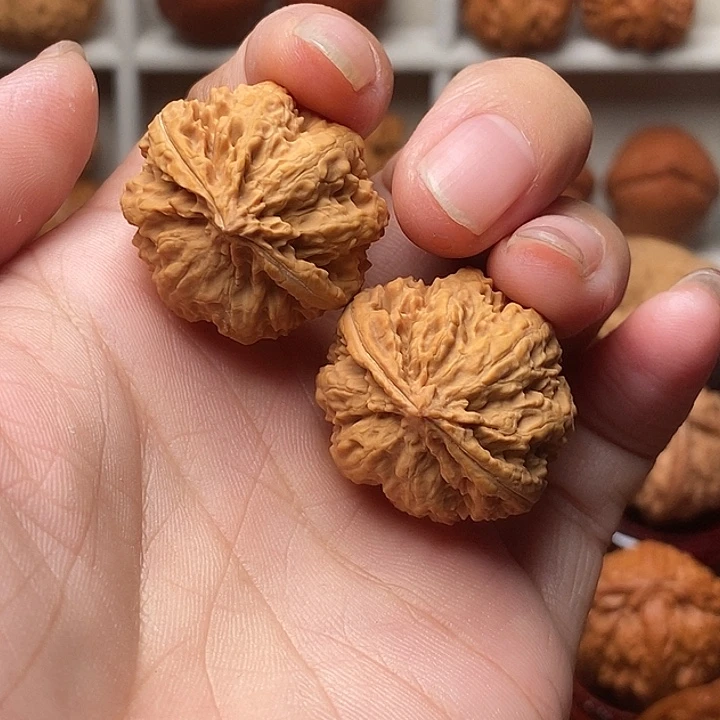 吊坠文玩核桃粗筋