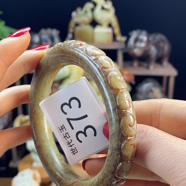 和田玉（糖玉）未镶嵌挂件