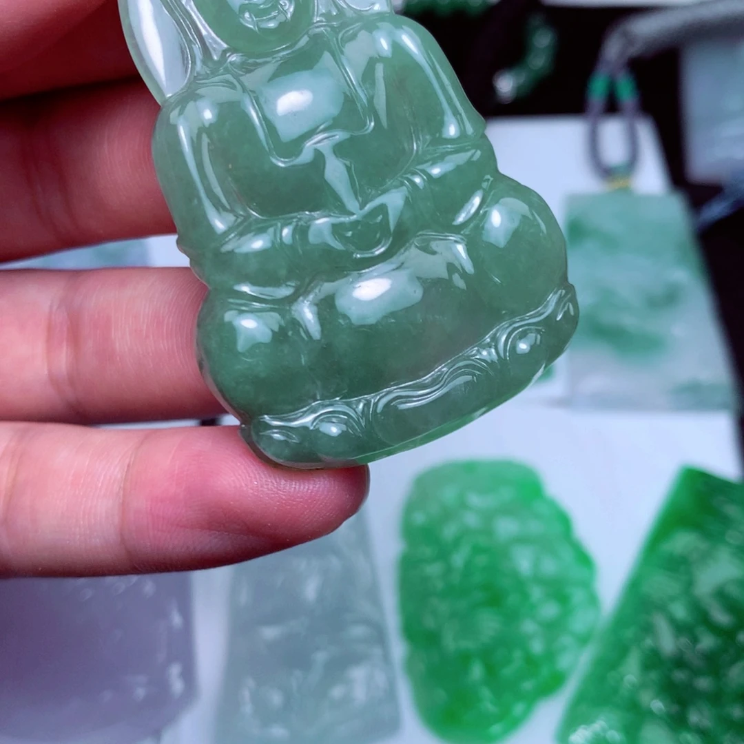 颈饰未镶嵌翡翠天然A货翡翠