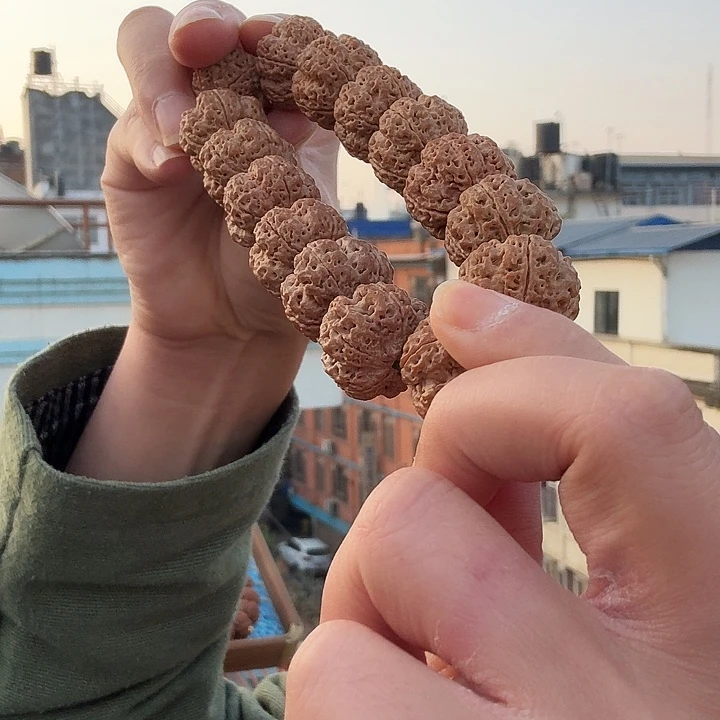 手串金刚菩提牛血红梁梁梅花金标22毫米