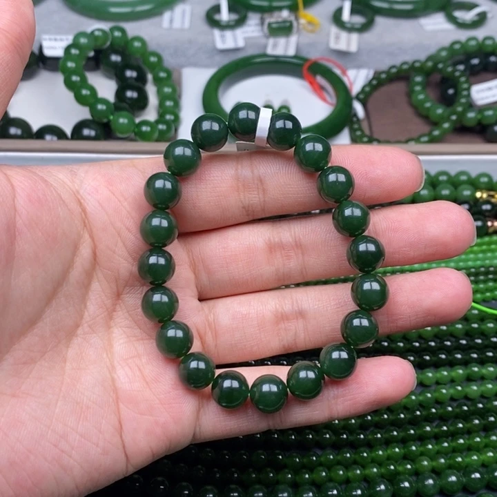 未镶嵌手串和田玉（碧玉）卡10