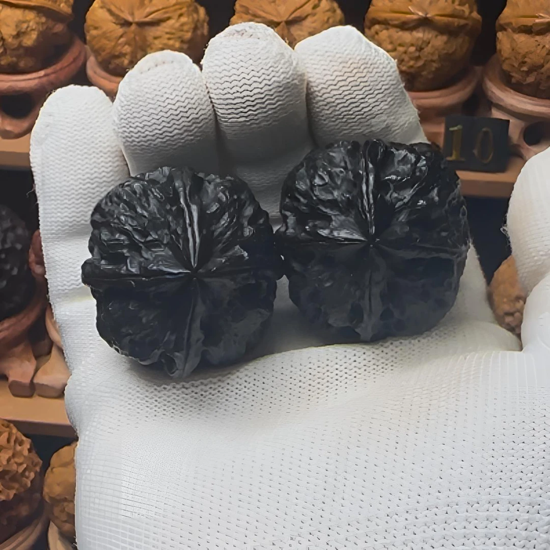 妖尊四棱云铁精端