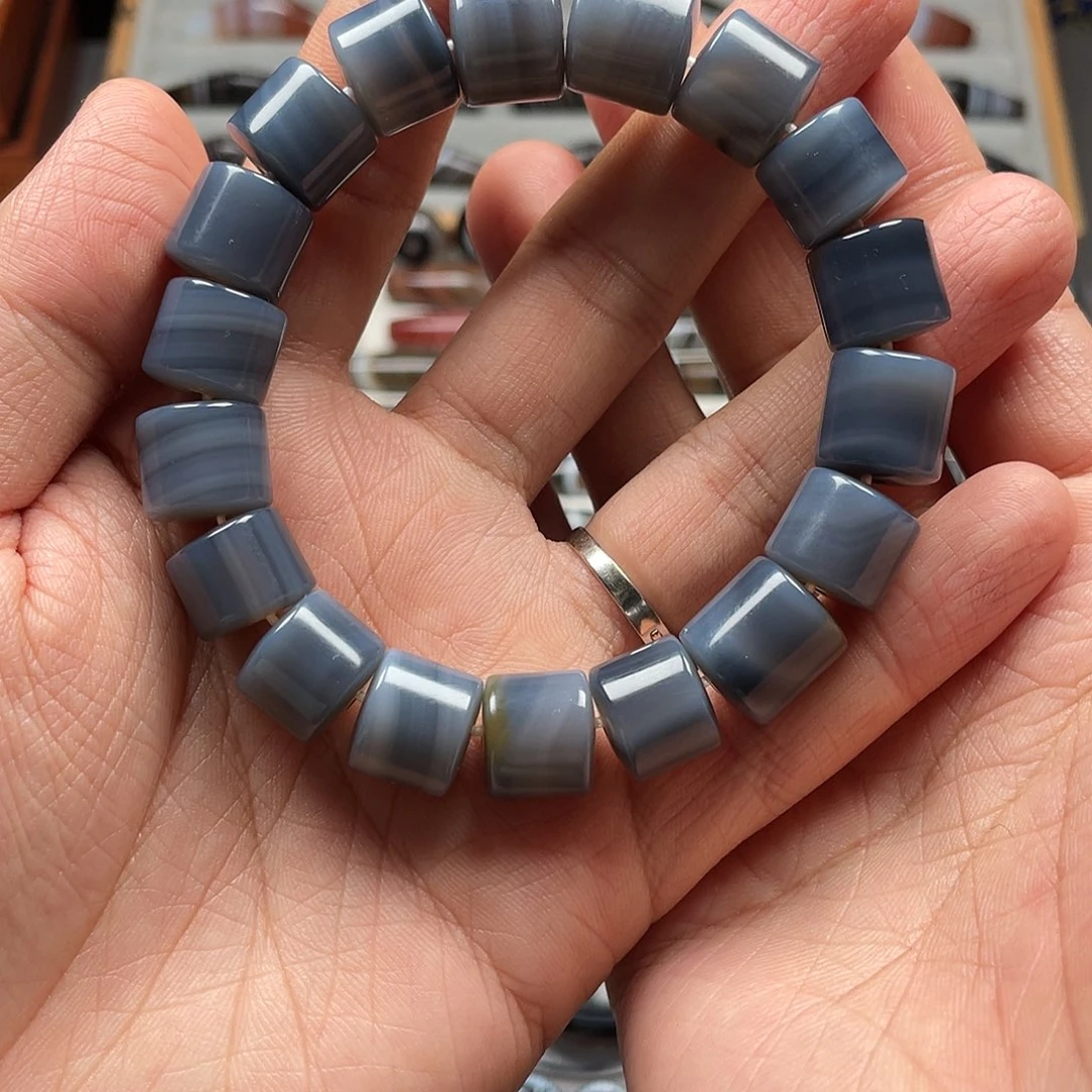 玛瑙/玉髓手串未镶嵌差****?