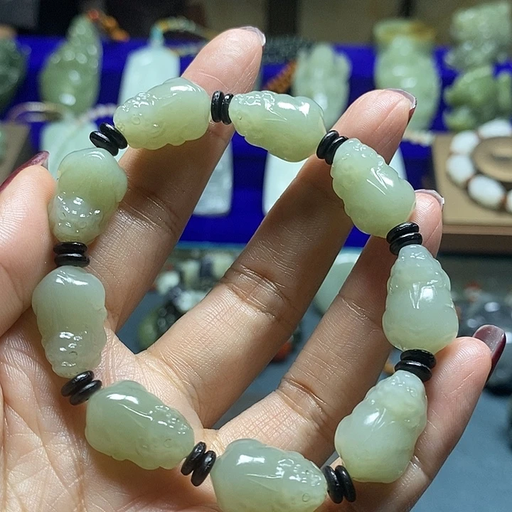 和田玉未镶嵌手链