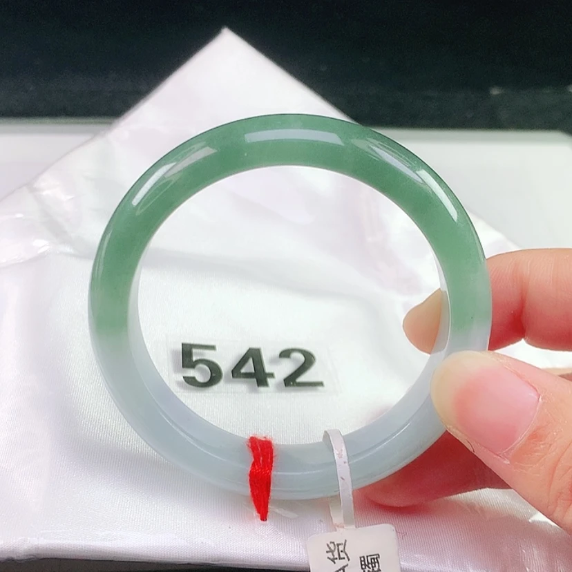 【闪购商品】未镶嵌手镯翡翠
