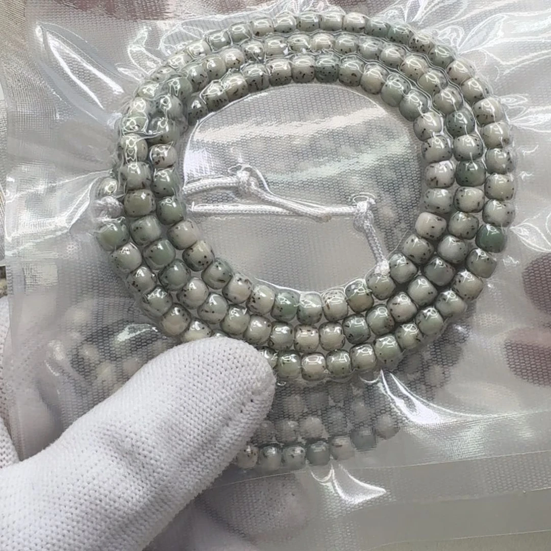 星月菩提手串24灭世糯冰绿背河豚6左右108