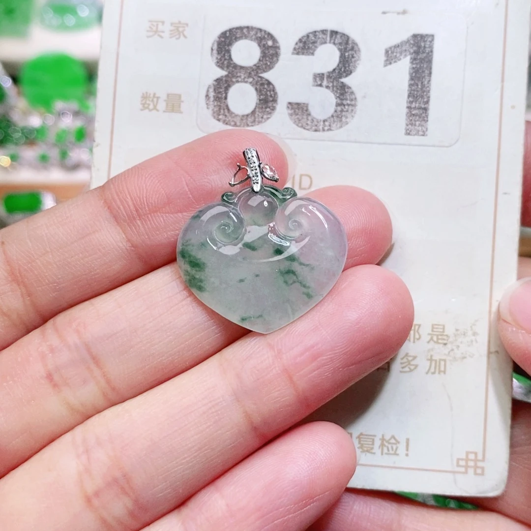 【闪购商品】未镶嵌挂件翡翠裸石