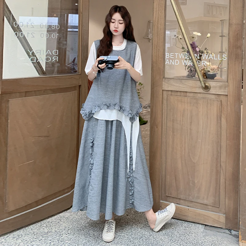 灰色设计感松弛感女装套装裙女2025夏季时尚休闲T恤半身裙三件套