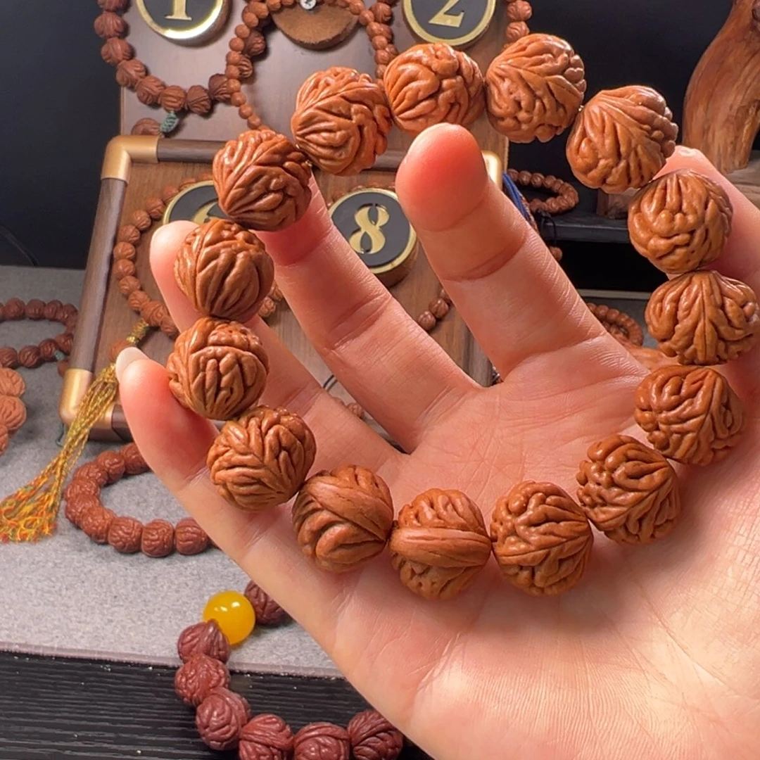 桃核吊坠18野生豹子头