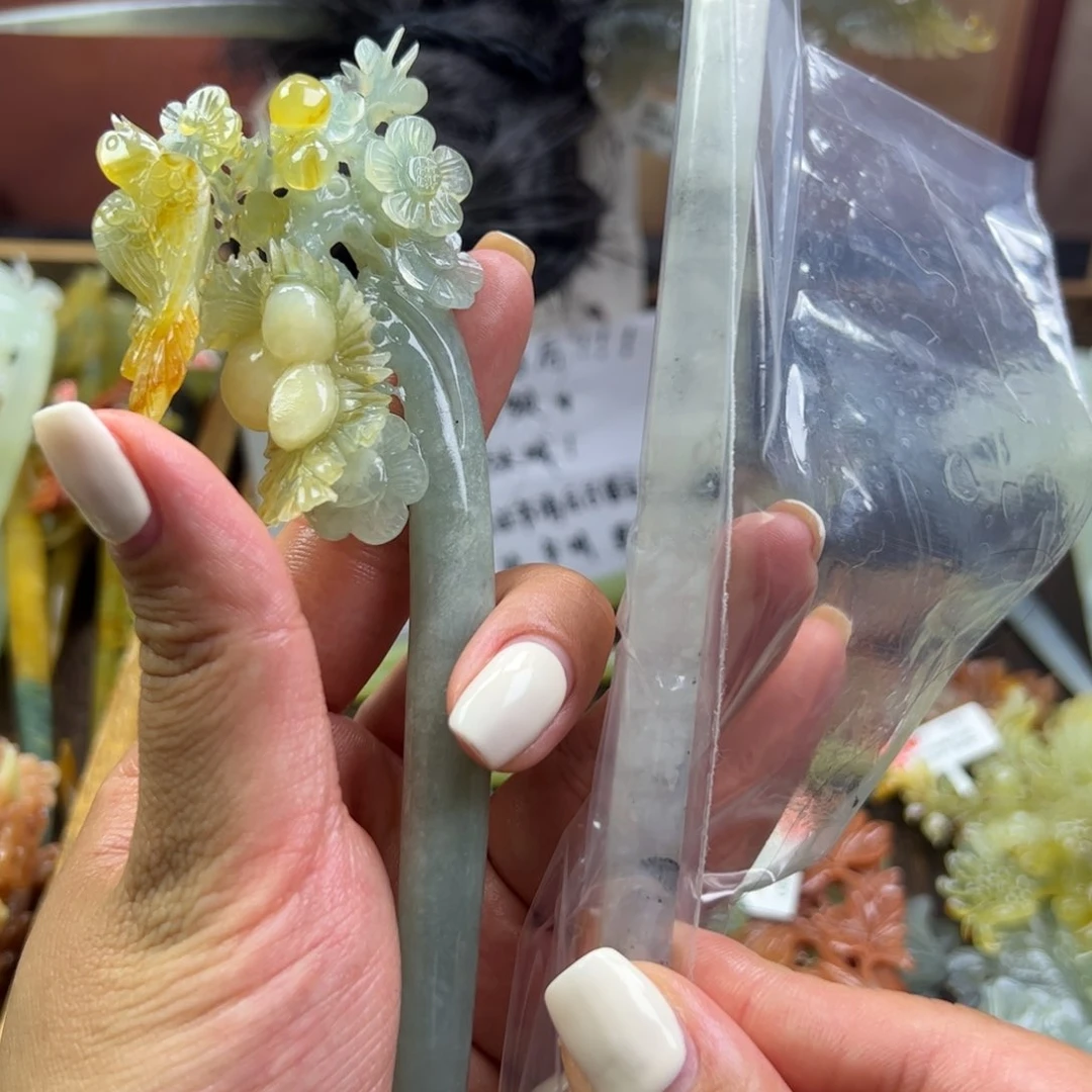 蛇纹石玉未镶嵌发簪名****说