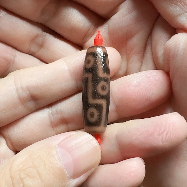 浅***陌玛瑙/玉髓未镶嵌珠宝半成品