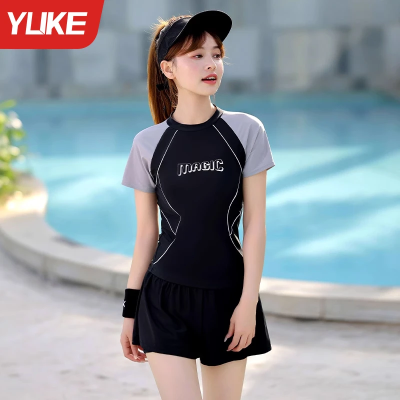 女士保守分体泳衣遮肚遮肉适合泡温泉和游泳馆使用显瘦收腰运动风