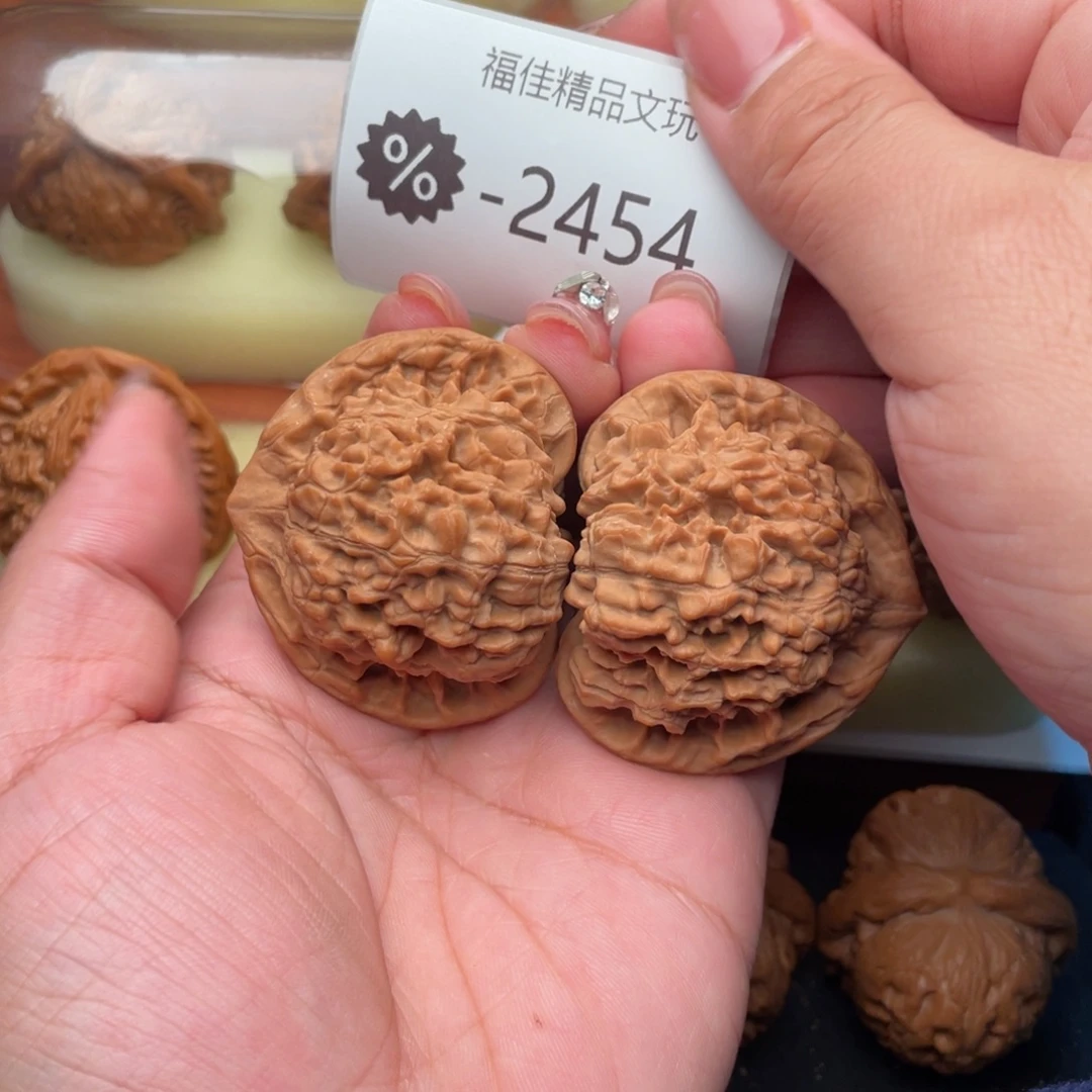 文玩核桃把件49老树正桃心官帽