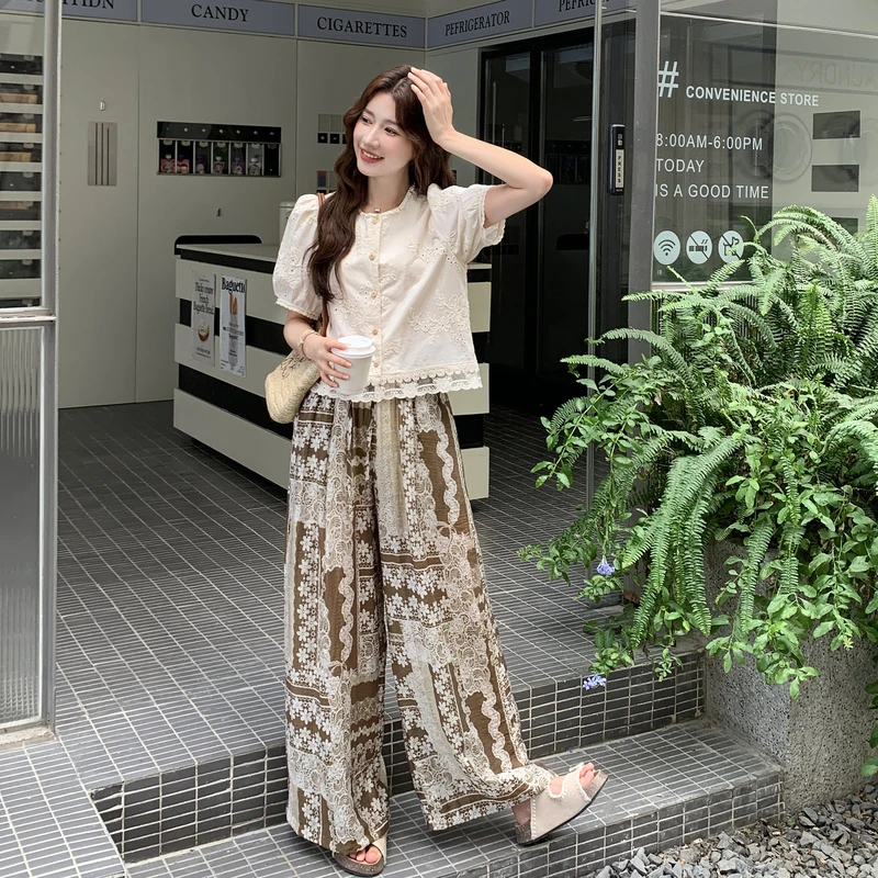 法式复古泡泡袖刺绣衬衫套装女2025夏新款小个子印花阔腿裤两件套