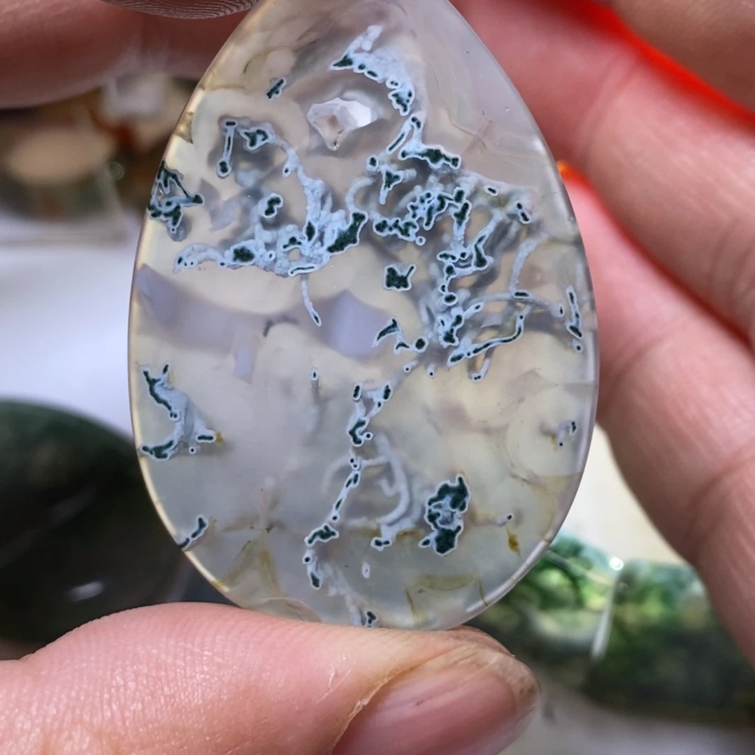 玛瑙/玉髓吊坠(赠链)未镶嵌小*