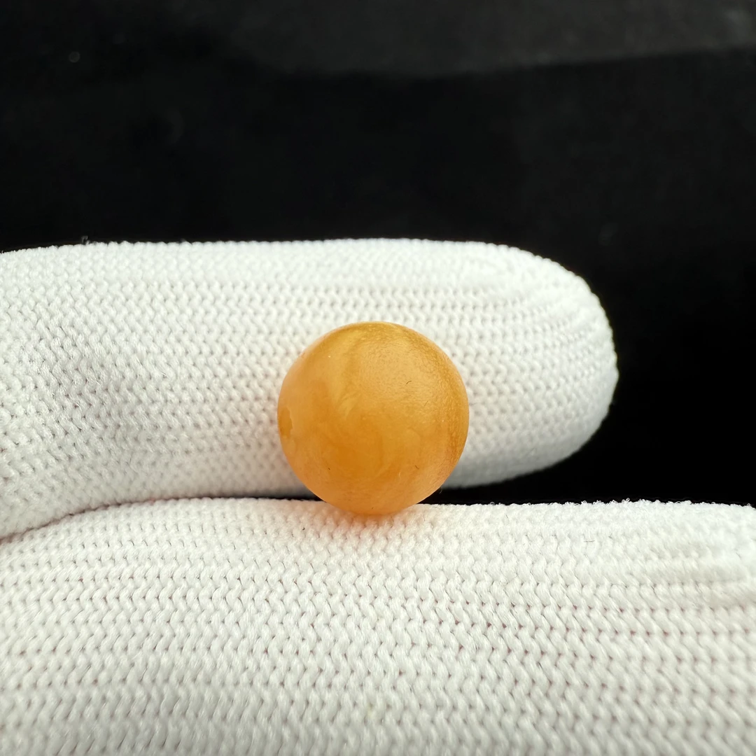 A51-67天然原矿俄料蜜蜡鸡油红圆珠11.1mm支持复检假一罚十