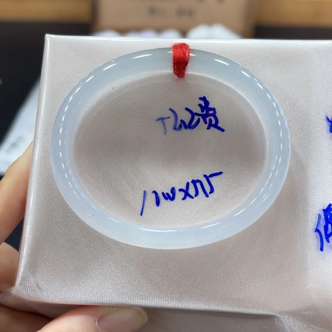 未镶嵌手镯翡翠翡翠