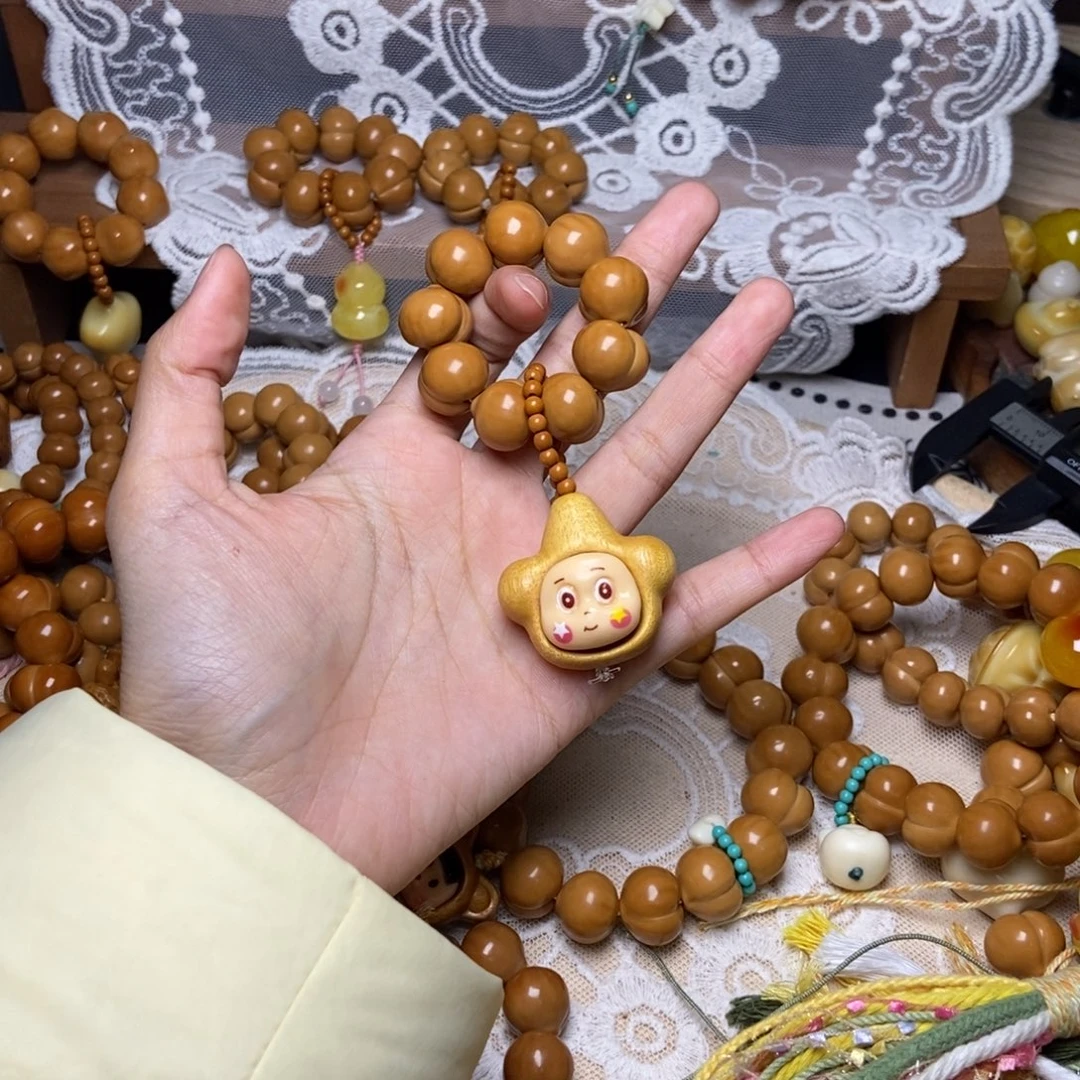 ࿓***༅猴头核桃吊坠屁桃卡15