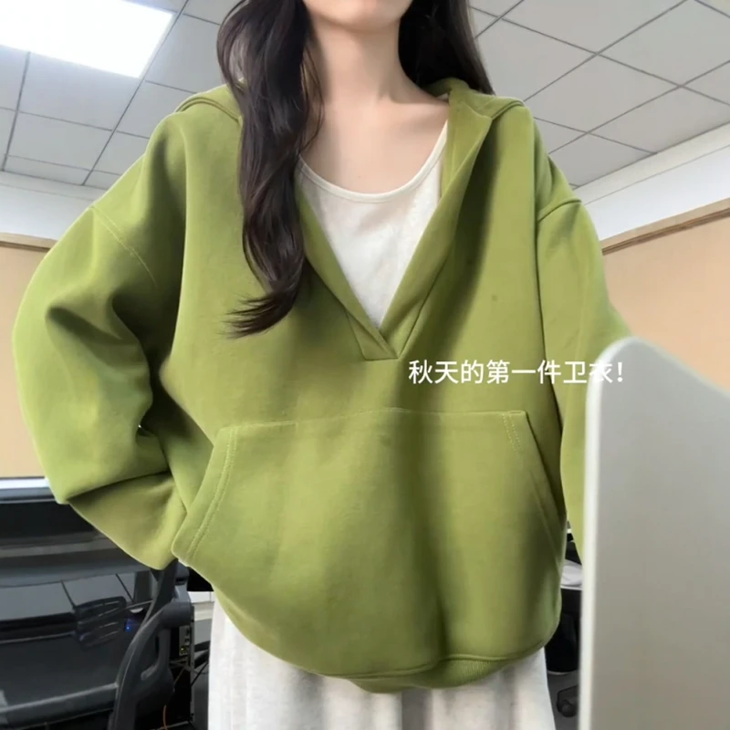 牛油果绿色v领连帽卫衣外套女春秋设计感宽松慵懒风叠穿外搭上衣