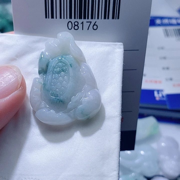翡翠未镶嵌颈饰天光墟翡翠市场现金代购