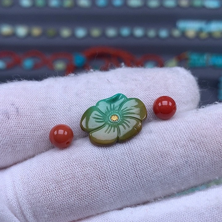 *****南红玛瑙未镶嵌珠宝奇石