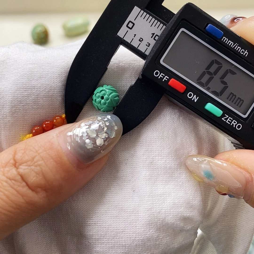 南红玛瑙未镶嵌珠宝奇石