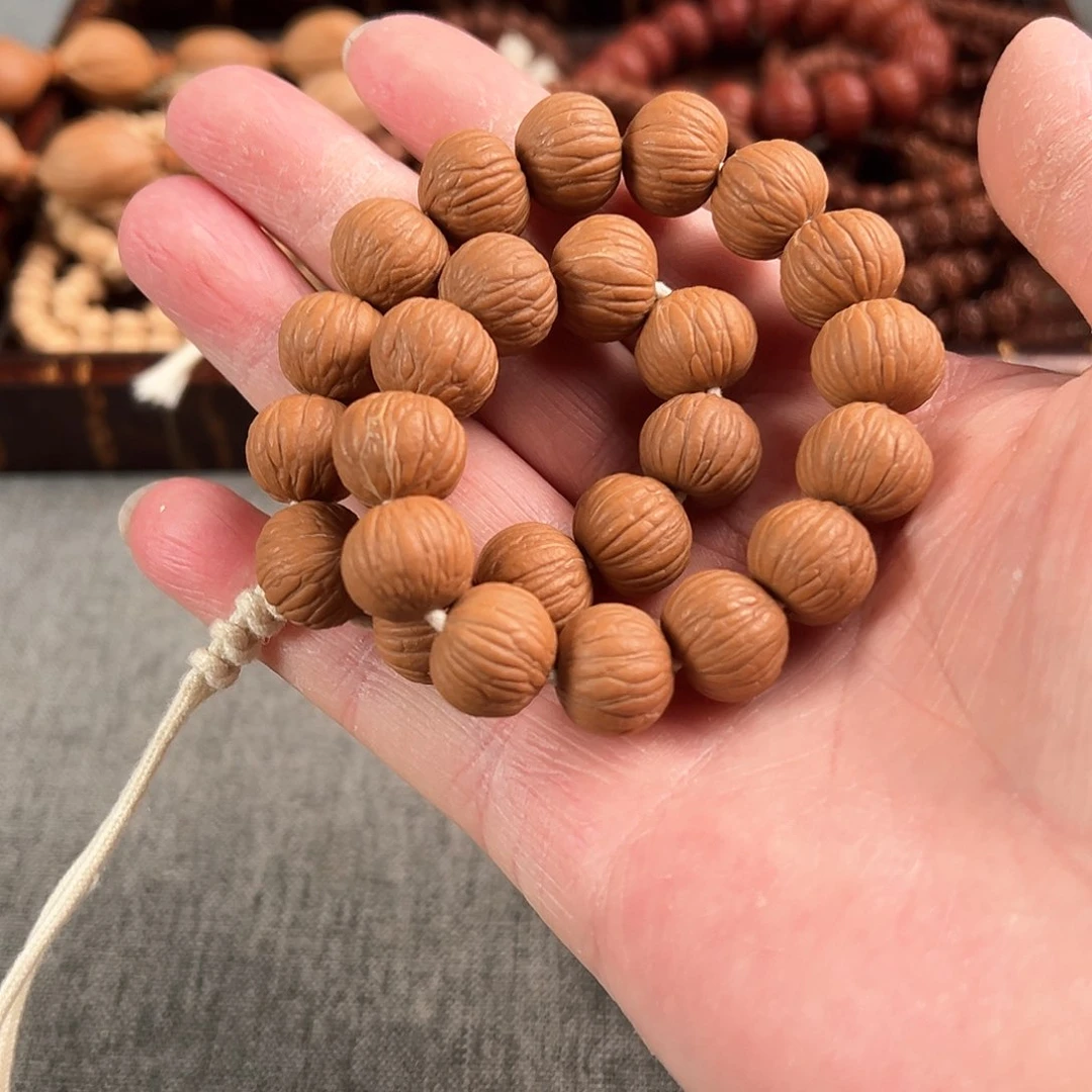 猴头核桃吊坠猴头小土豪手持