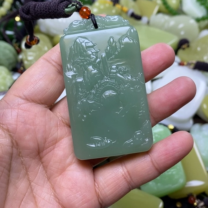 和田玉未镶嵌颈饰