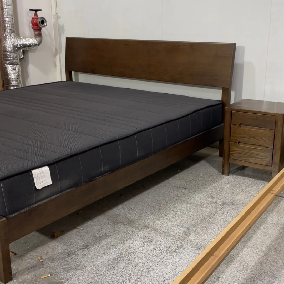 木白橡木胡桃色1.8宽两米长➕胡桃色三抽床头柜1