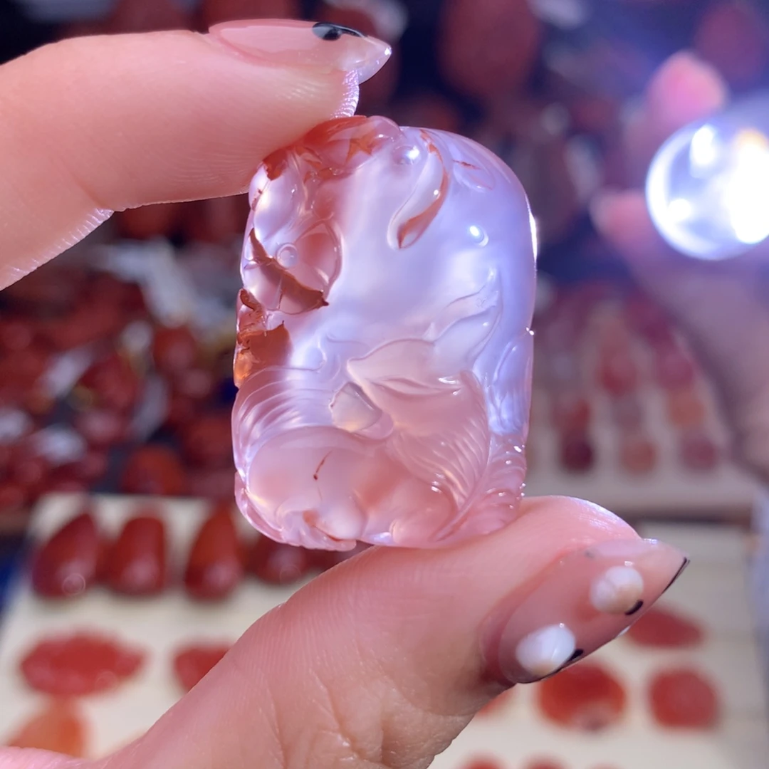 南红玛瑙未镶嵌珠宝半成品冰飘九尾狐