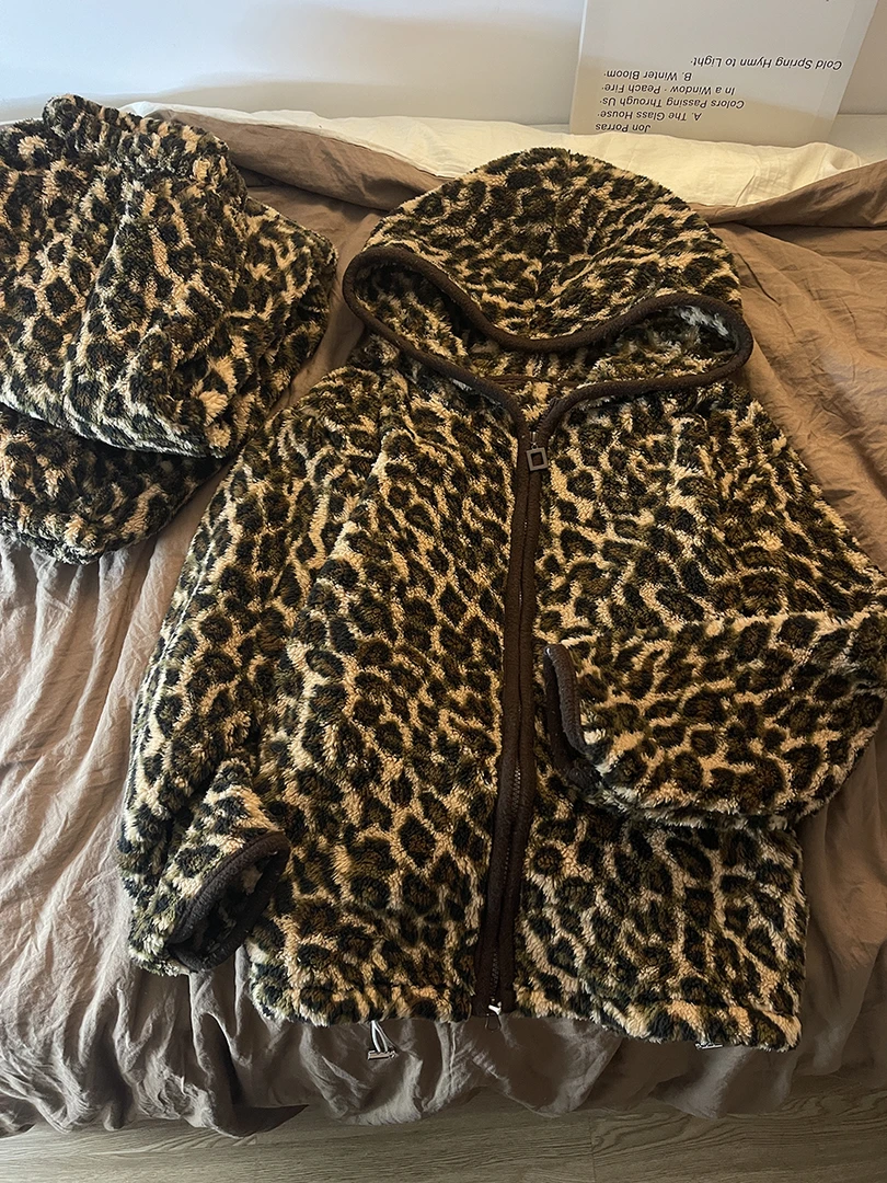 韩系复古豹纹法兰绒连帽睡衣女秋冬新款保暖加厚大码家居服套装