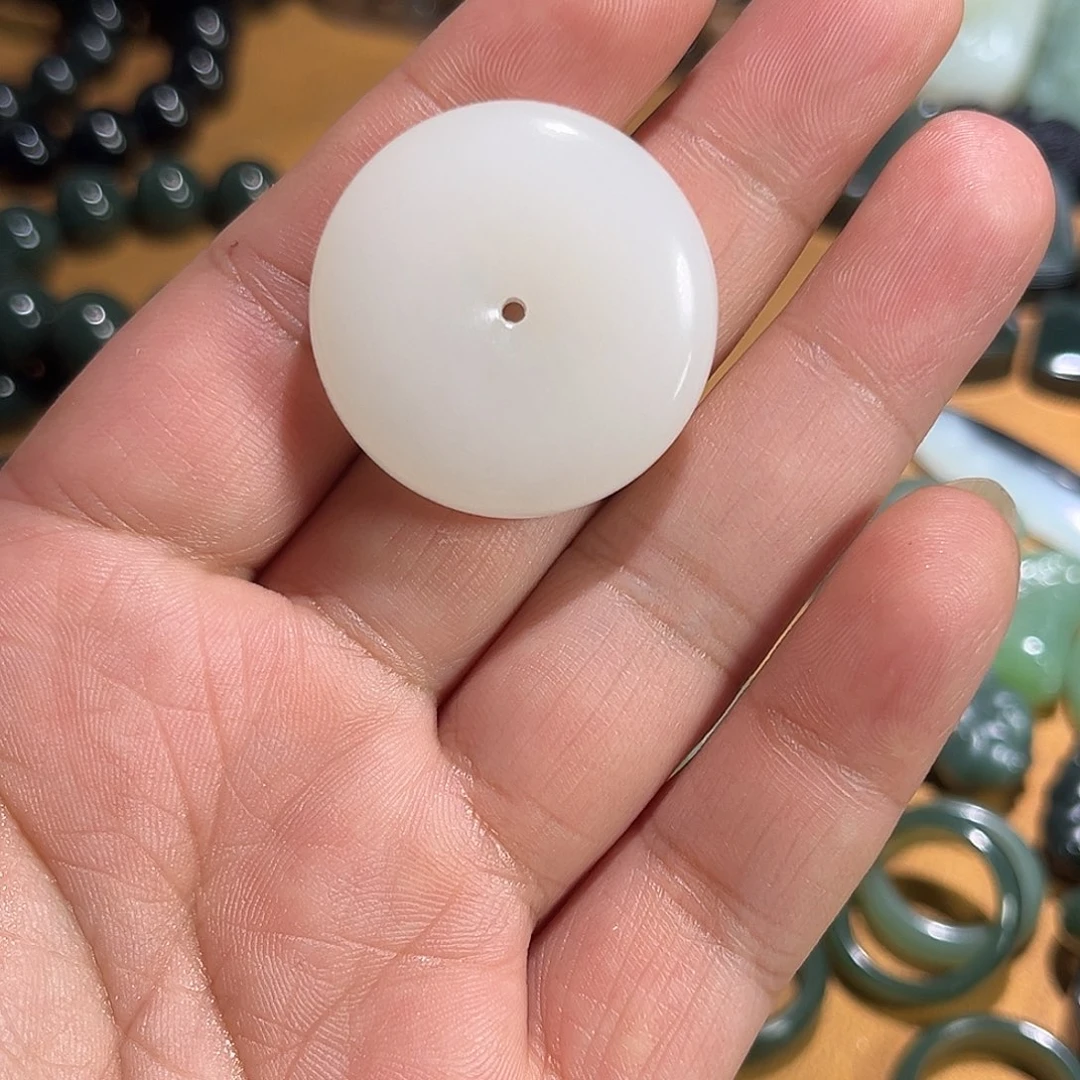 政***志和田玉（白玉）未镶嵌颈饰