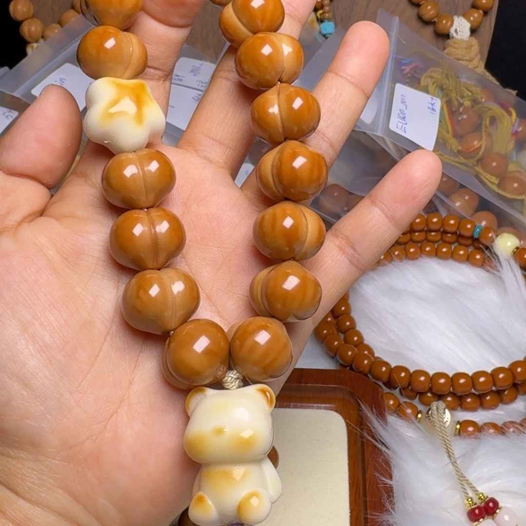 一****猴头核桃吊坠顶级屁桃18大➕