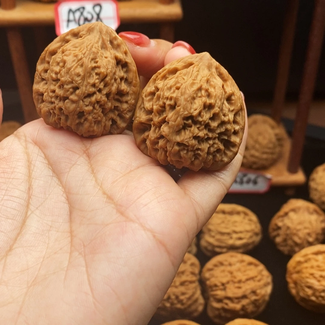 文玩核桃吊坠南疆1