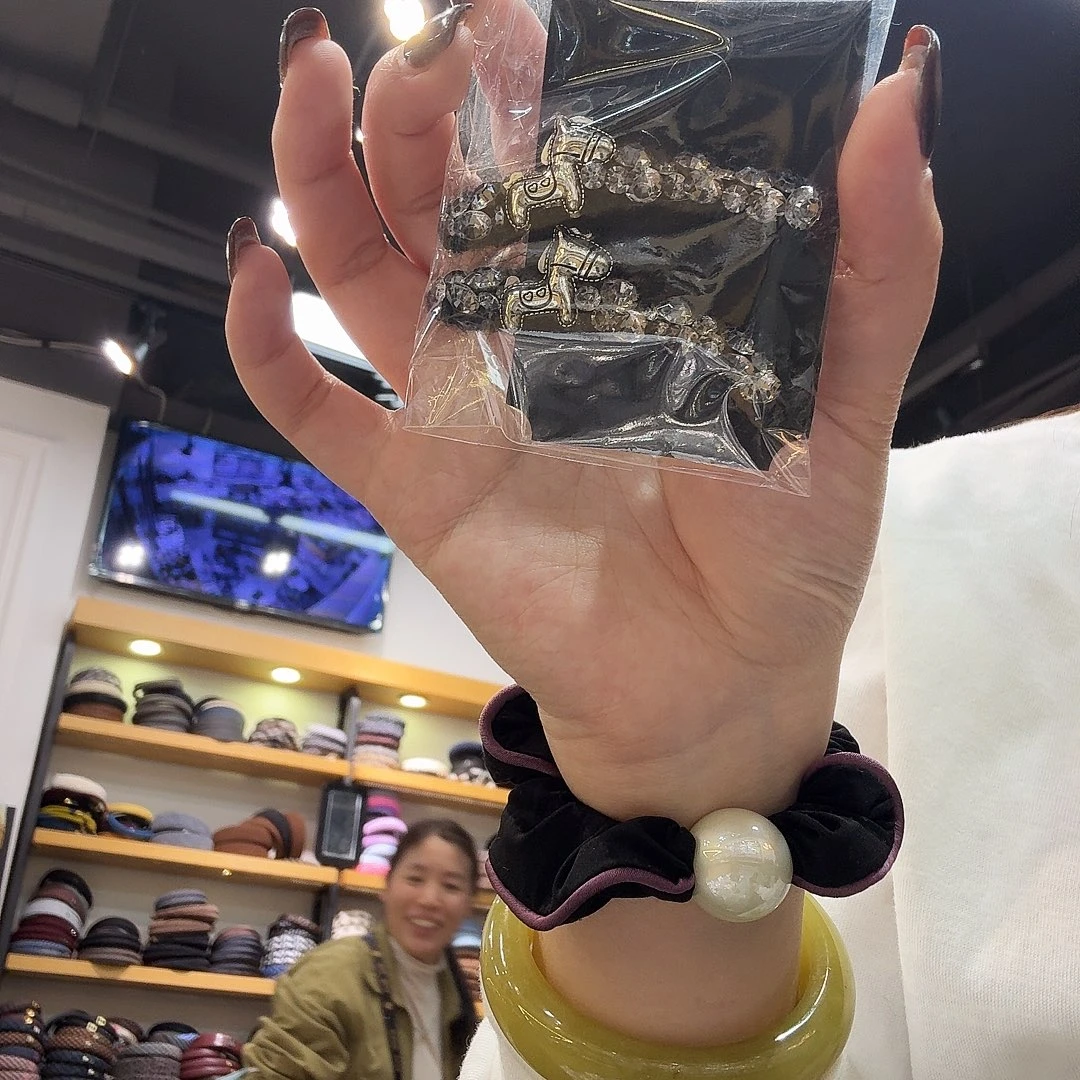 布艺铁合金默认微瑕特价不退换