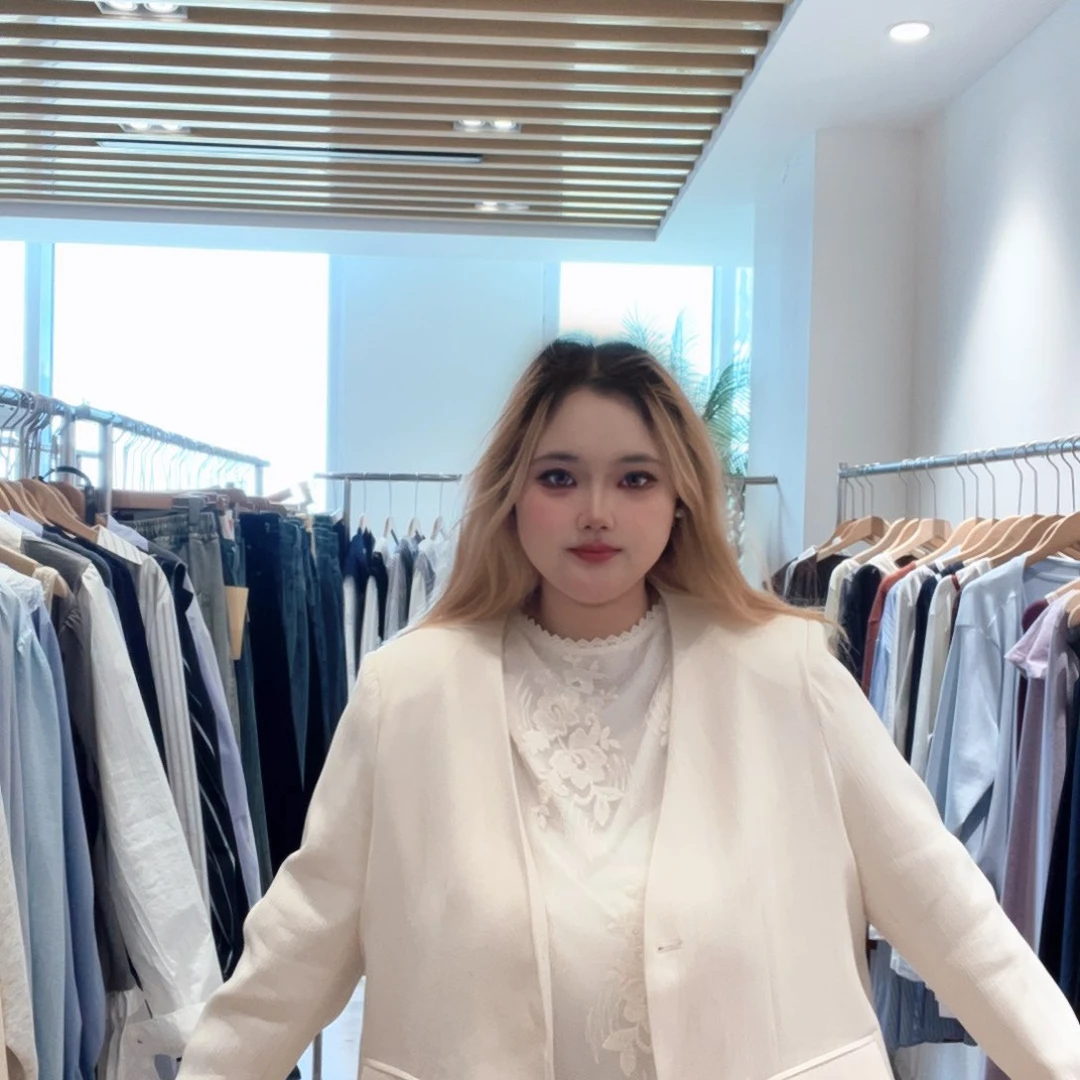 白色套装 均码 一件