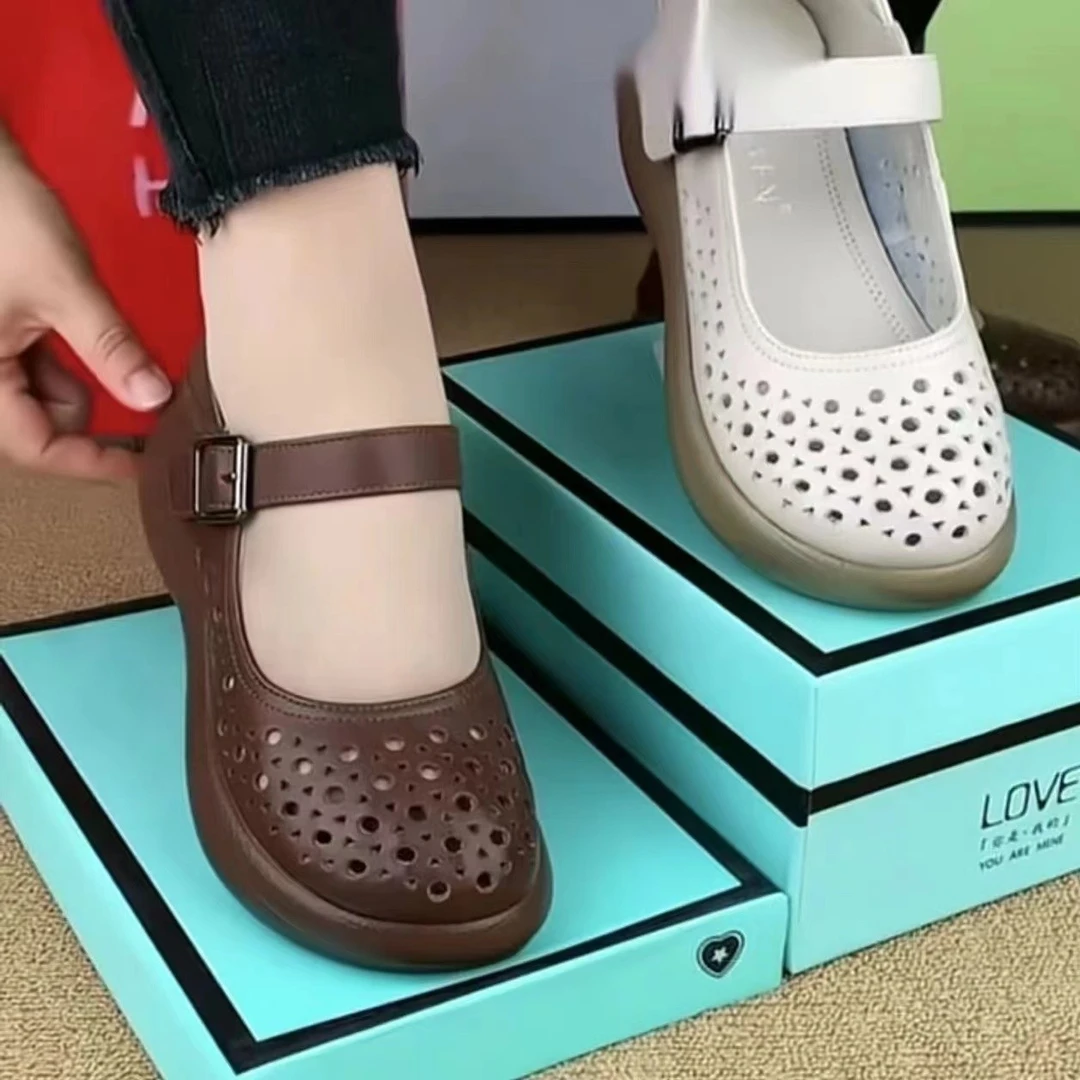 中老年女舒适镂空纯色圆头洞洞鞋拖鞋女鞋外穿单鞋子多巴胺百搭